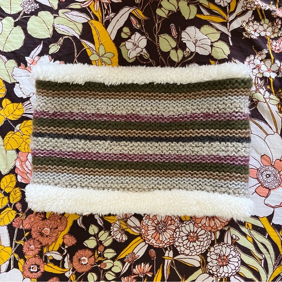 Zara Accessories Womens Girls Knit Fleecy Infinity Scarf Cowl One Size Soft - Picture 3 of 4